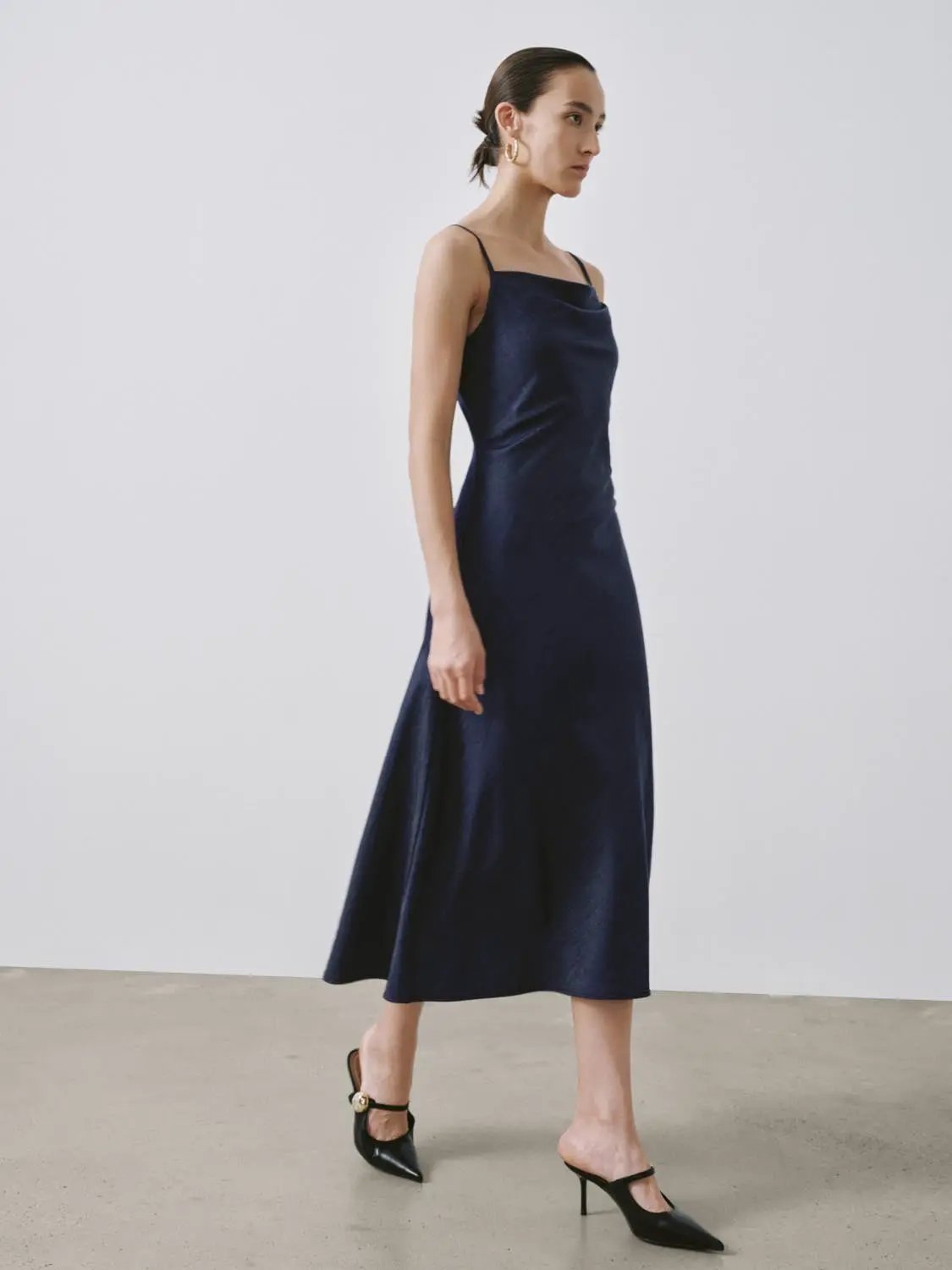 Lyocell Blend Strappy Navy Chic Midi Dresses - Image 5