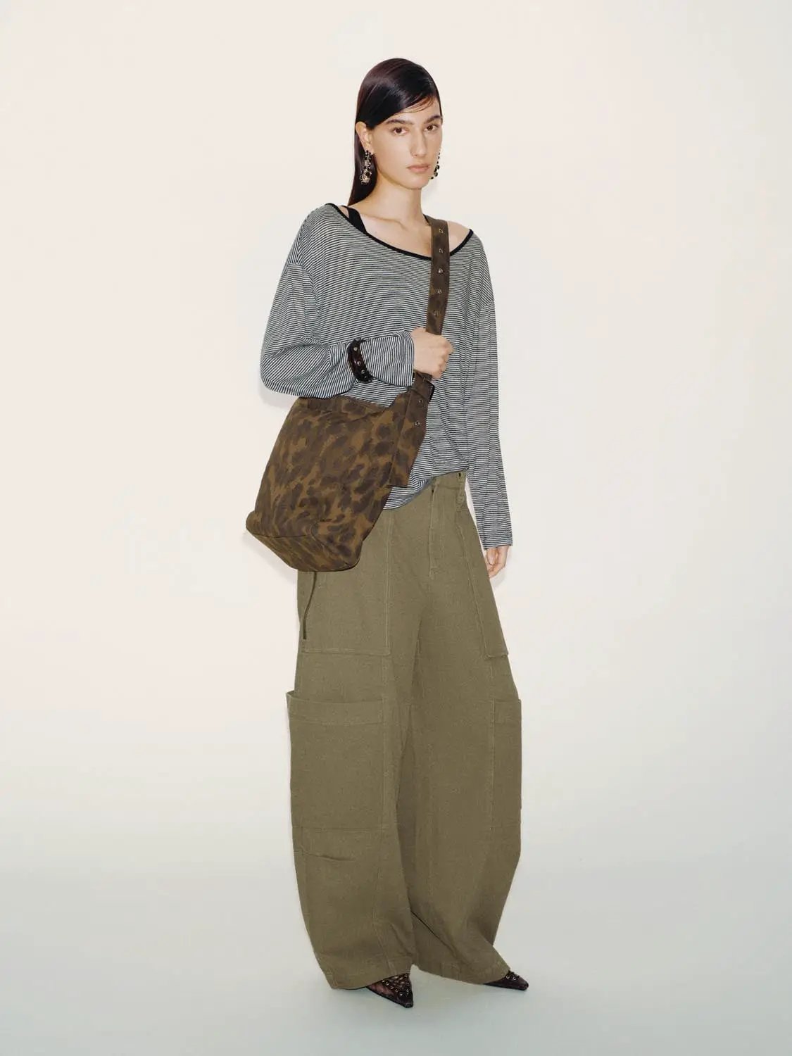Oversized Cotton Cargo Tapered Cargo Pockets Pants - Image 7