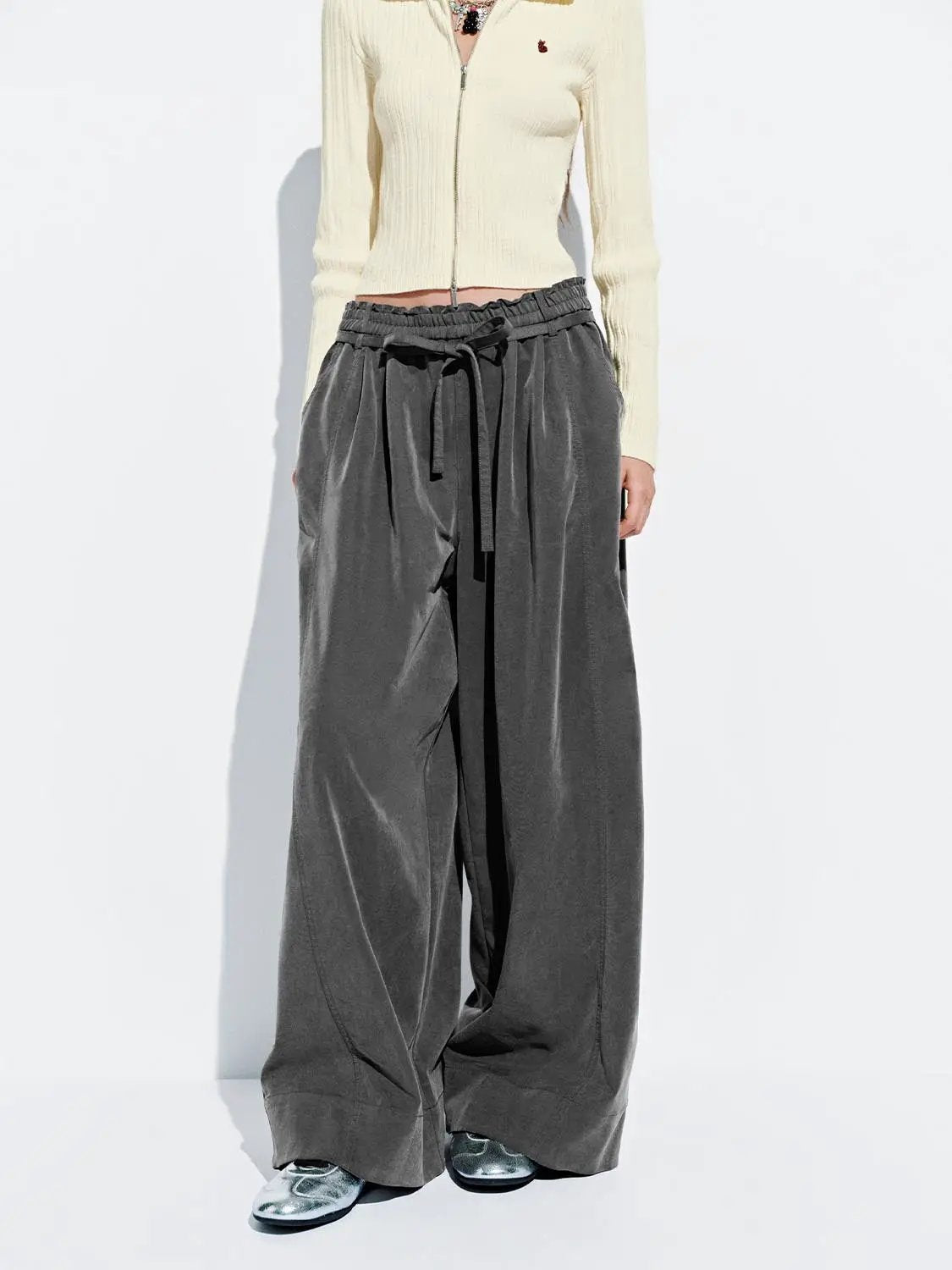 Effortless Draped Drawstring Wide Leg Pants - Image 9