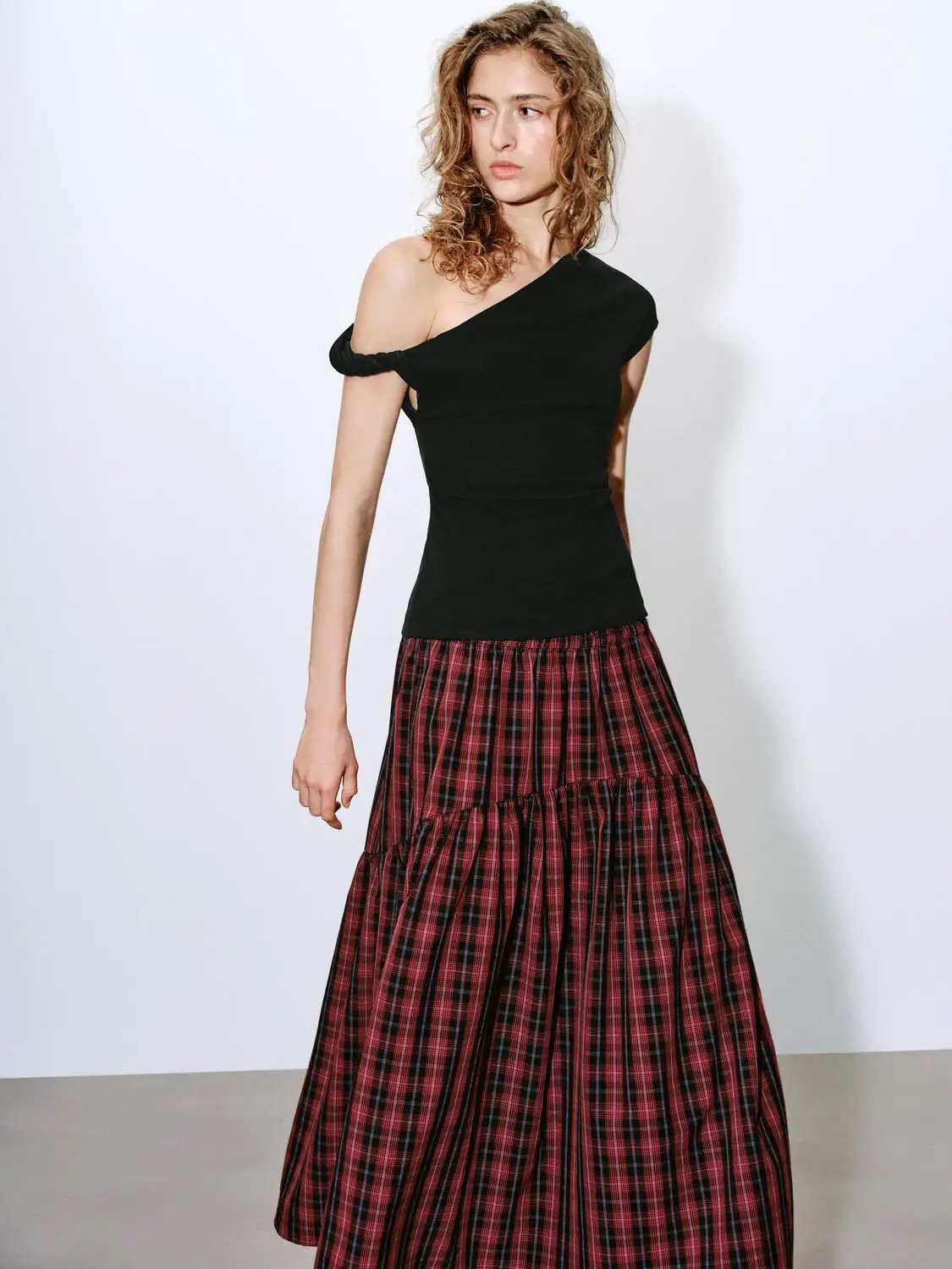One Shoulder Ruched Cotton Blend T Shirt - Image 12