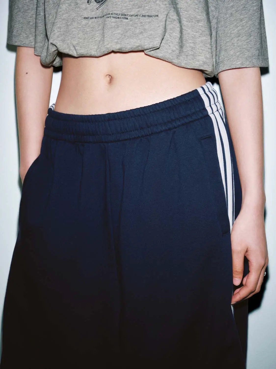 Cotton Blend Contrast Stripe Wide Leg Pants - Image 13